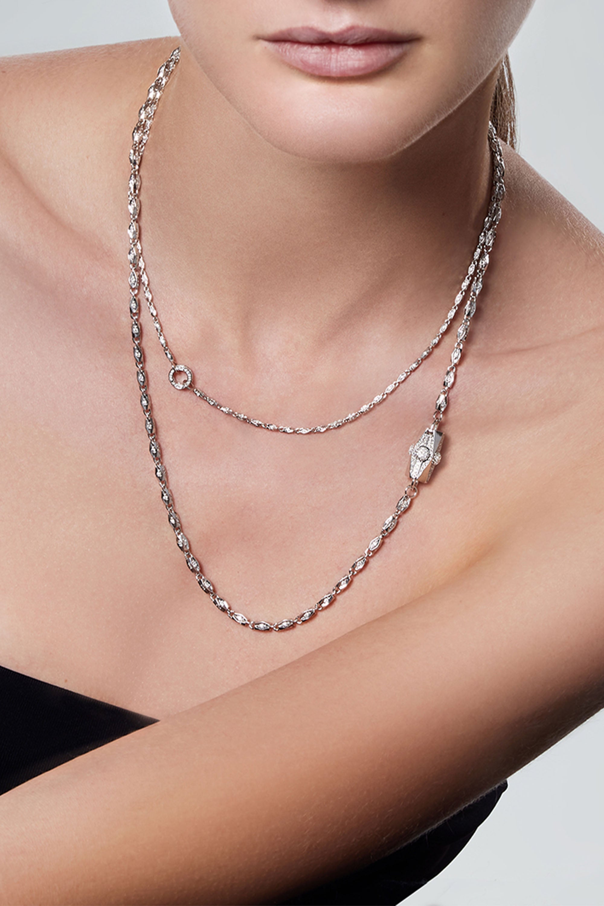 Small Mother Chain Necklace